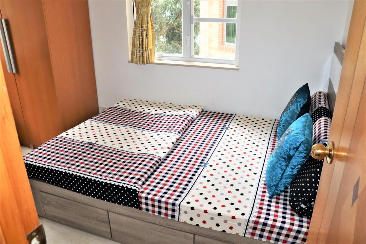 Mtr Tung Chung Near Airport Apartment, City Getaway, Pa Mei Village Tung Chung Hong Kong Extérieur photo